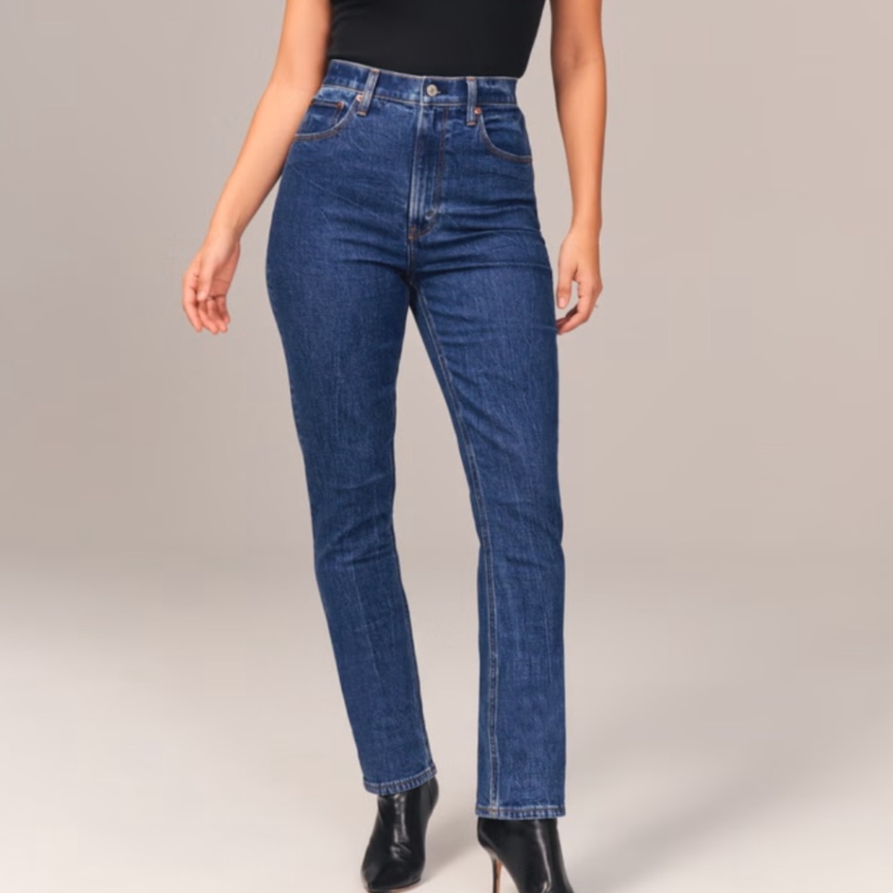 Abercrombie Curve Love Slim Straight Ultra High Rise